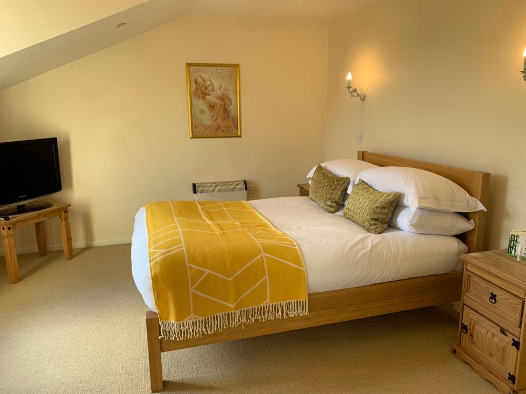 Zucchini Italian Kitchen & Rooms Truro Dış mekan fotoğraf